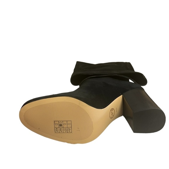 NIB Michael Kors Suede Leigh Black Boots 10 - Picture 6 of 10